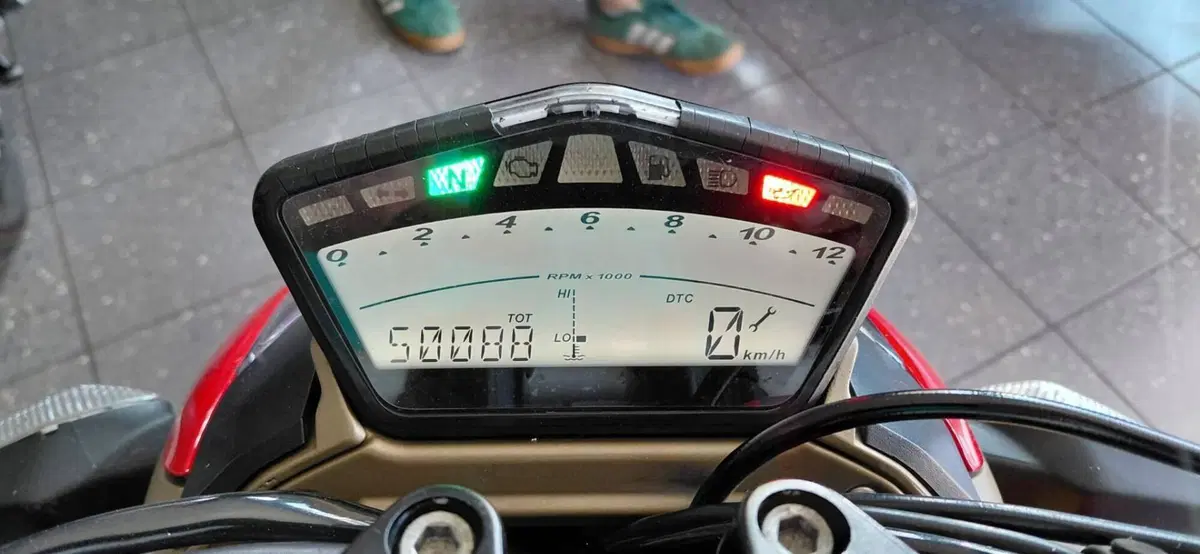 Ducati Streetfighter S (2009 - 14) (5)