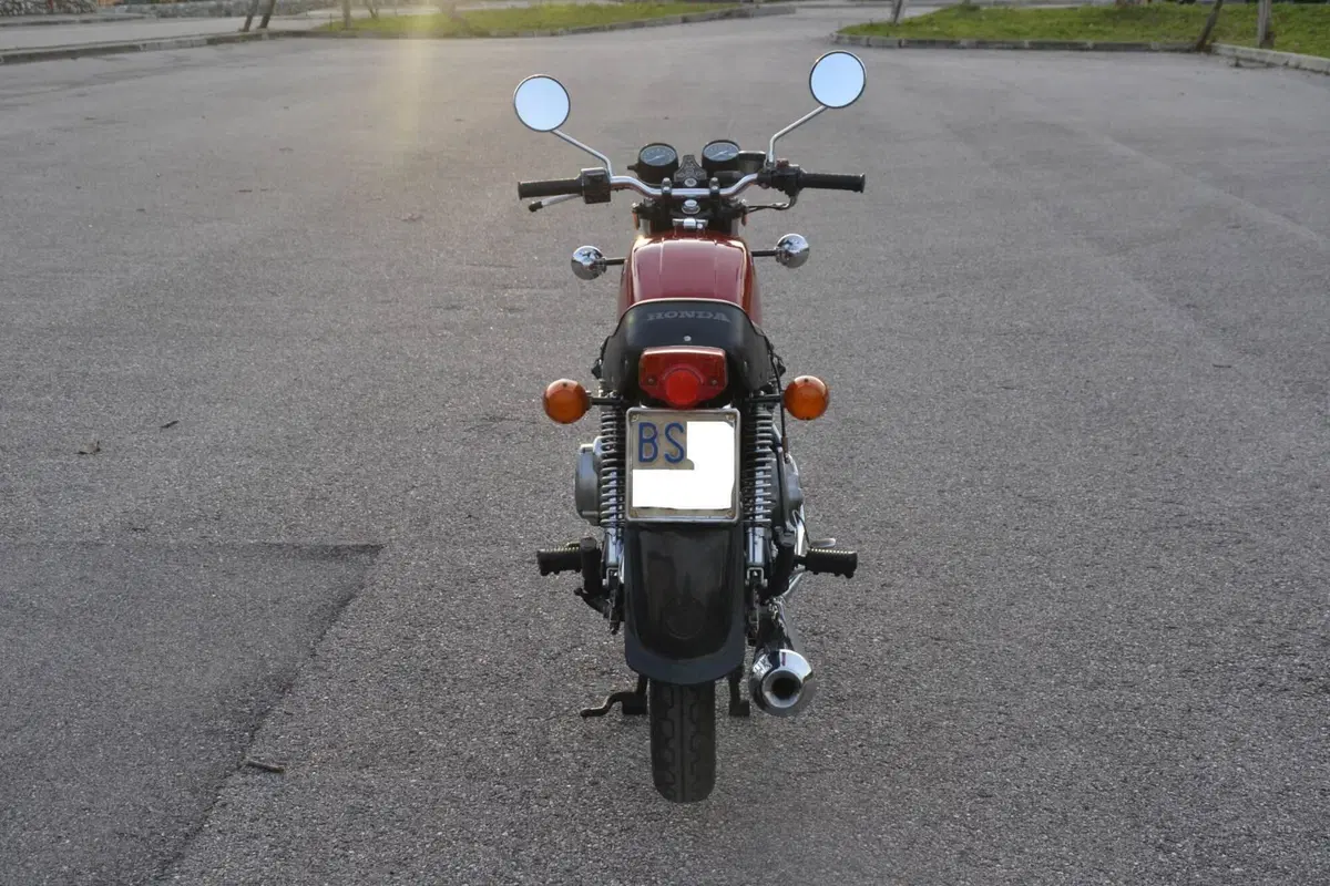 Honda CB 400 FOUR SS (4)