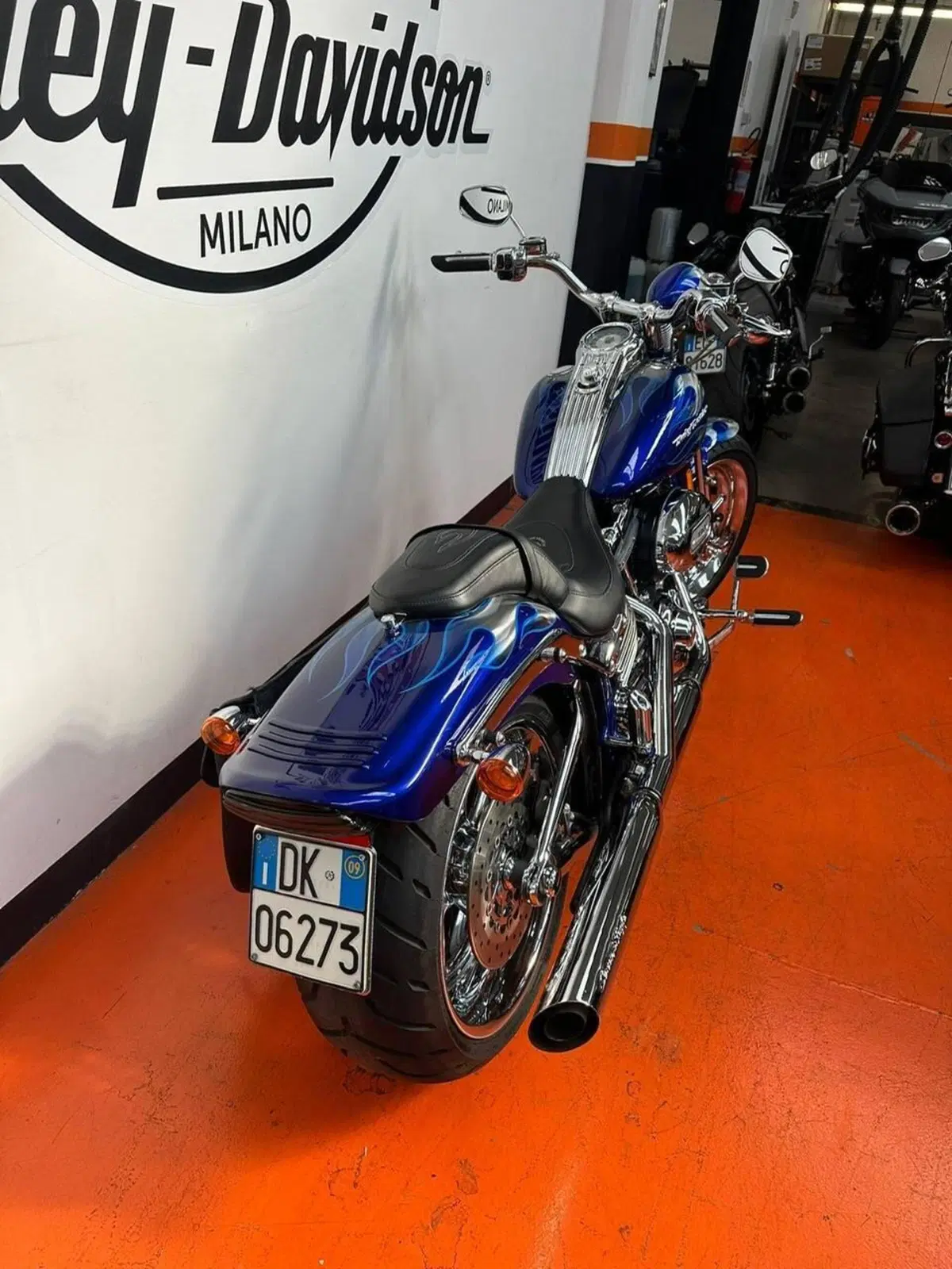 Harley-Davidson 1800 Springer (2009 - 12) - FXSTSSE (3)
