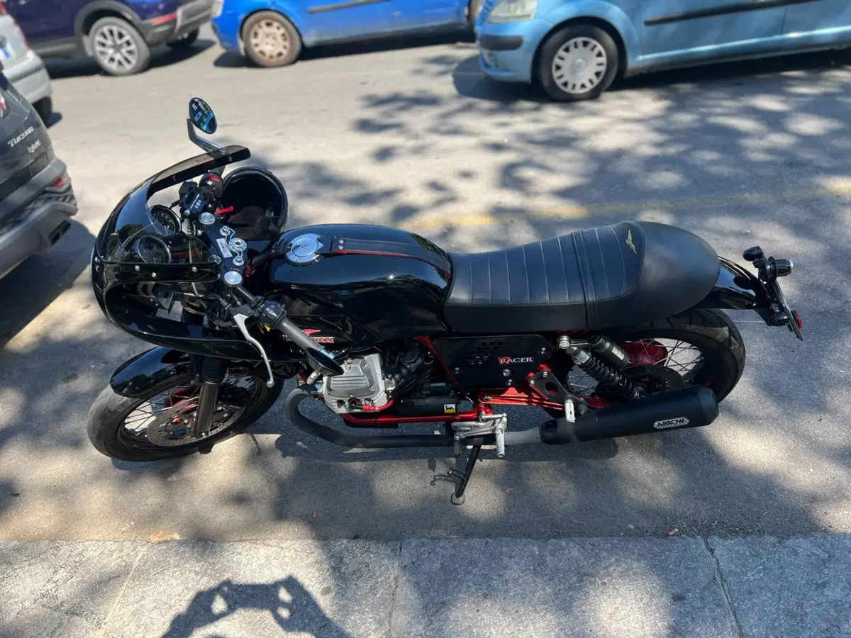 Moto Guzzi V7 Racer (2012 - 14) (5)