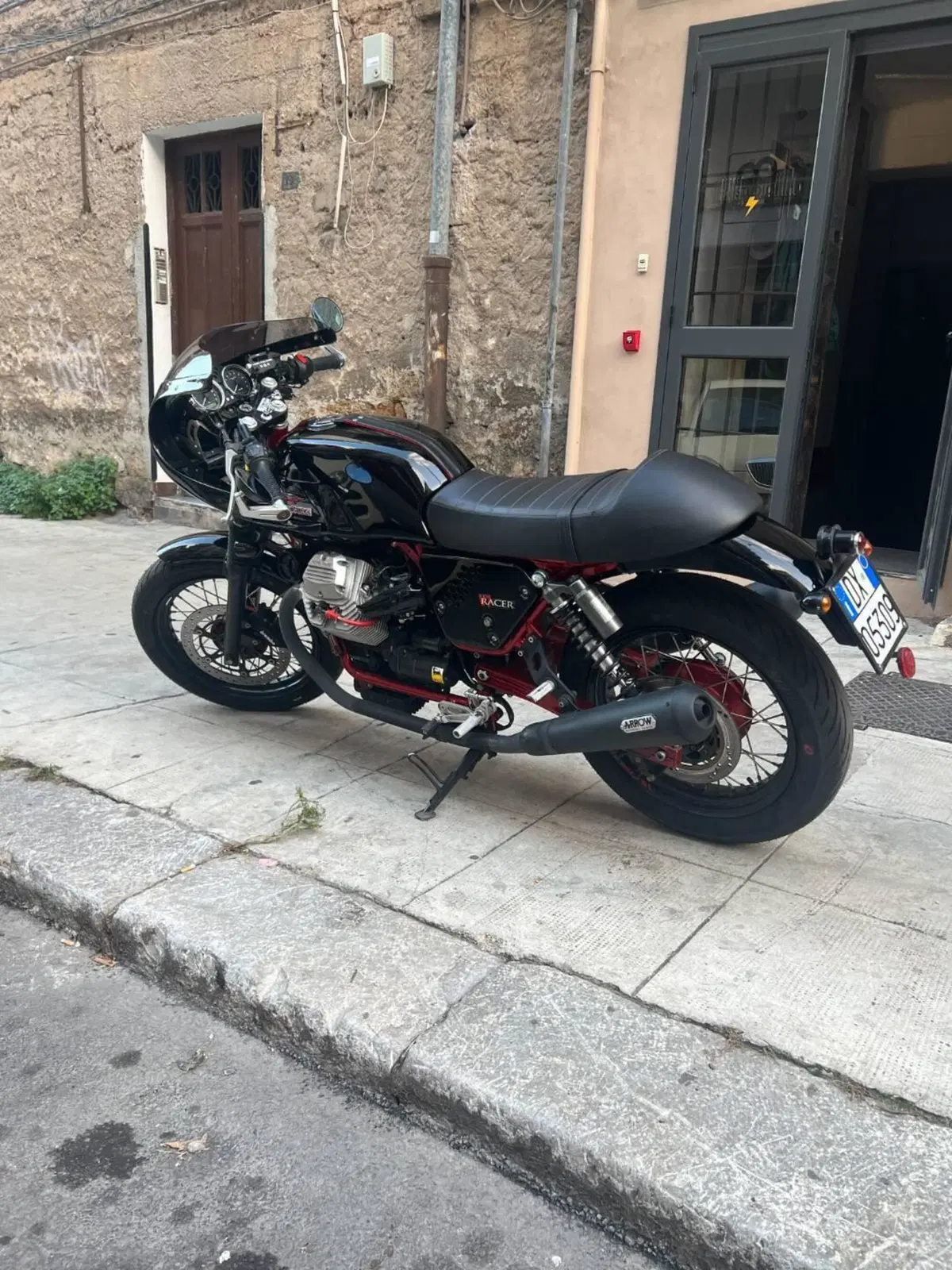 Moto Guzzi V7 Racer (2012 - 14) (9)