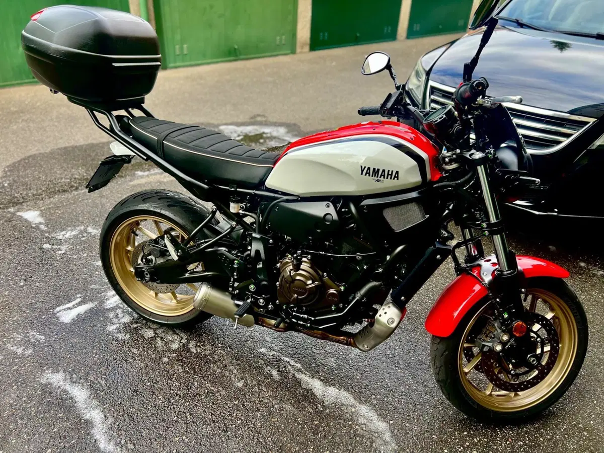 Yamaha XSR 700 XTribute (2021) (4)