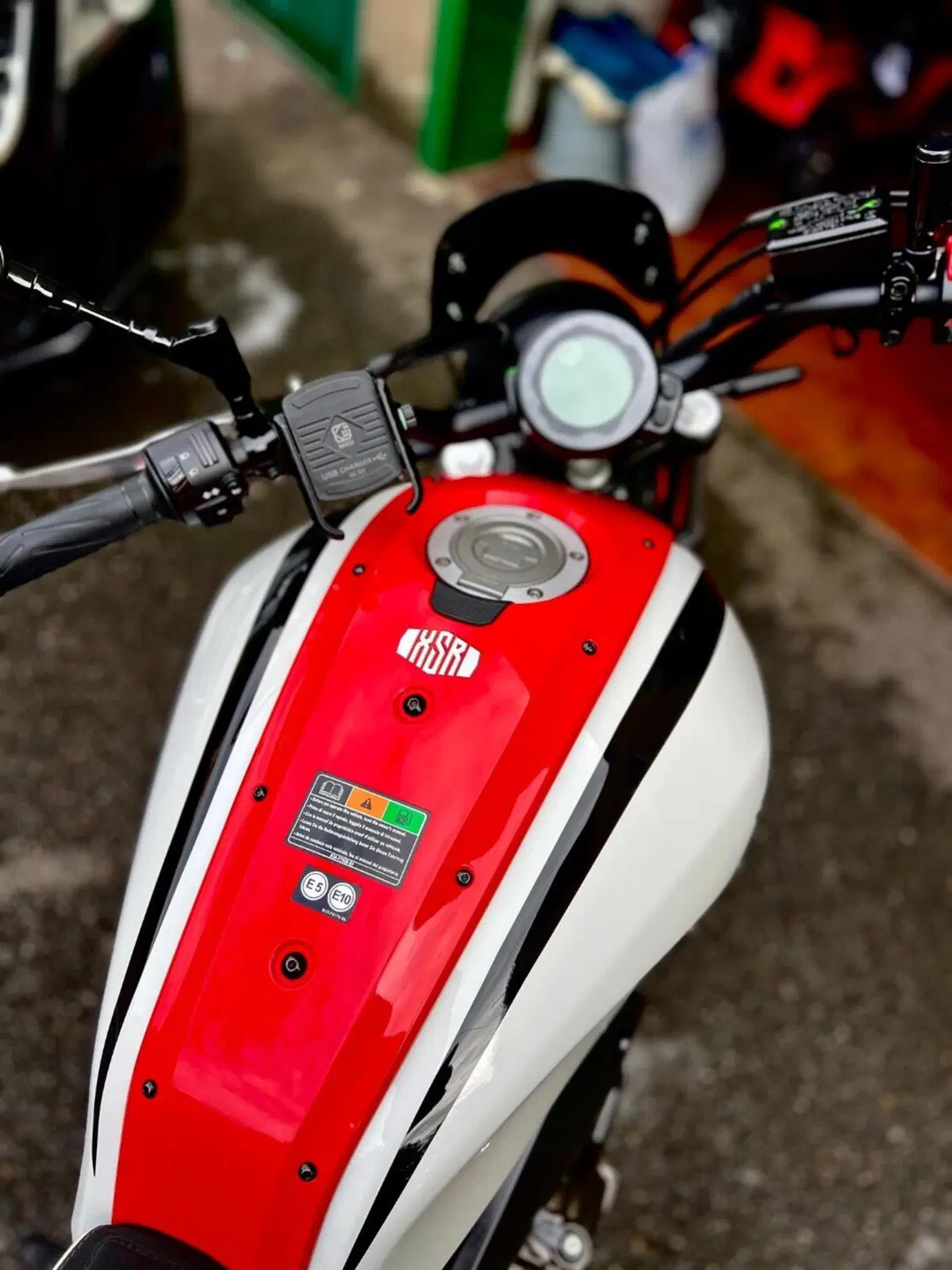 Yamaha XSR 700 XTribute (2021) (5)