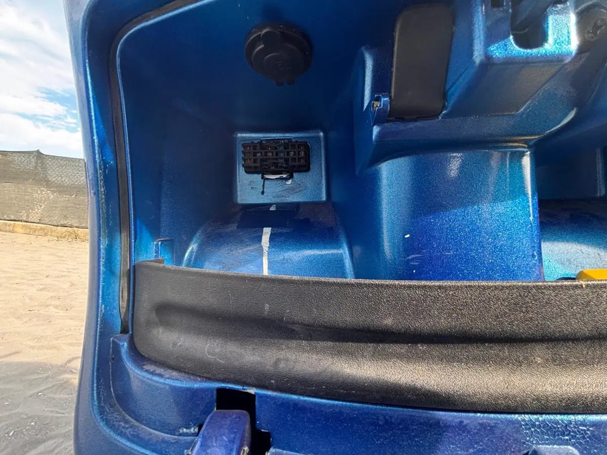 Vespa GTS 300 Super (2008 - 16) (7)