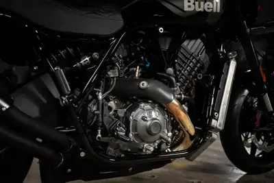 Buell lancia la Caf&egrave; Racer da 200 cv. Ma non la far&agrave;