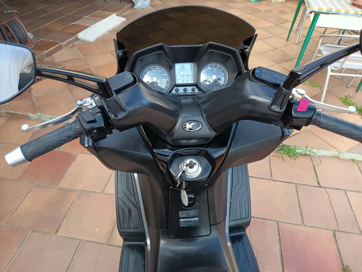 Kymco Downtown 350i ABS (2016 - 20) (4)