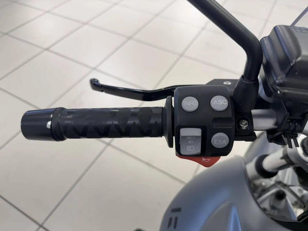 Bmw R 1200 R (2006 - 11) (10)