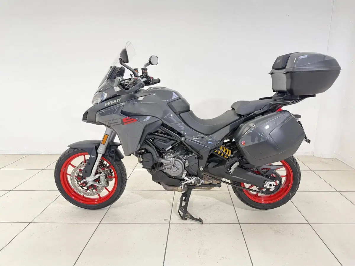 Ducati Multistrada V2 S (2022 - 24) (5)