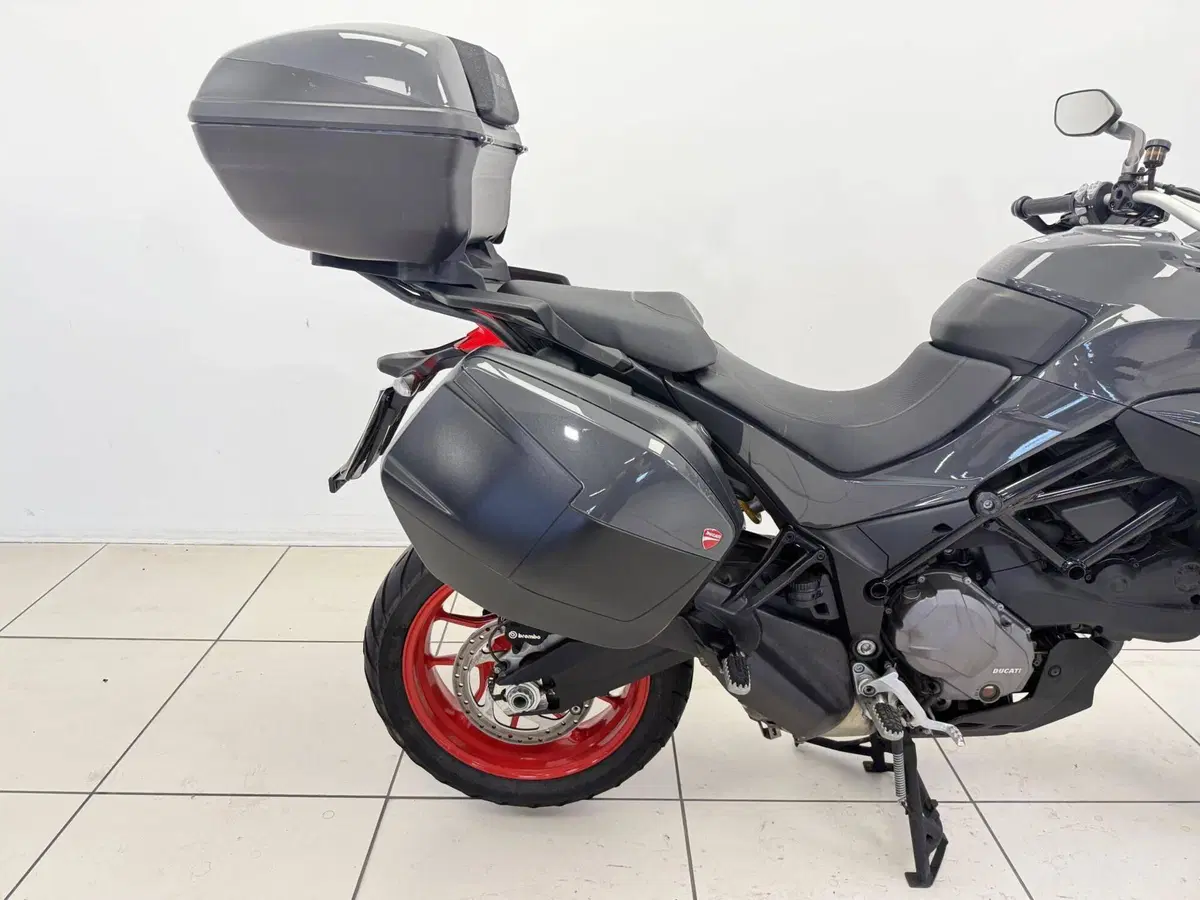 Ducati Multistrada V2 S (2022 - 24) (17)