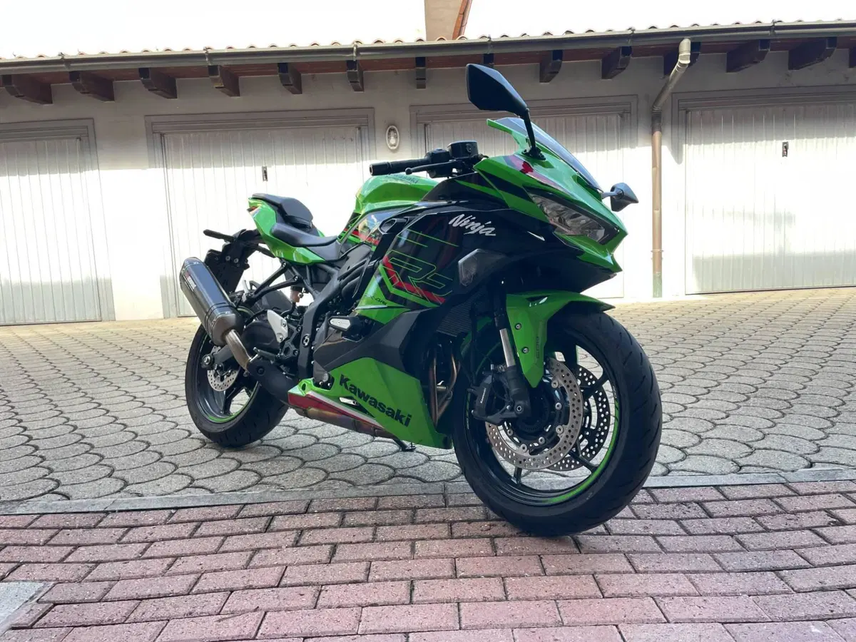 Kawasaki Ninja ZX-4RR (2024 - 26) (5)