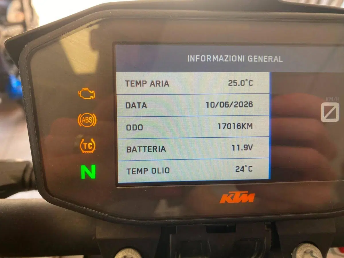 KTM 1290 Super Duke R ABS (2017 - 18) (2)