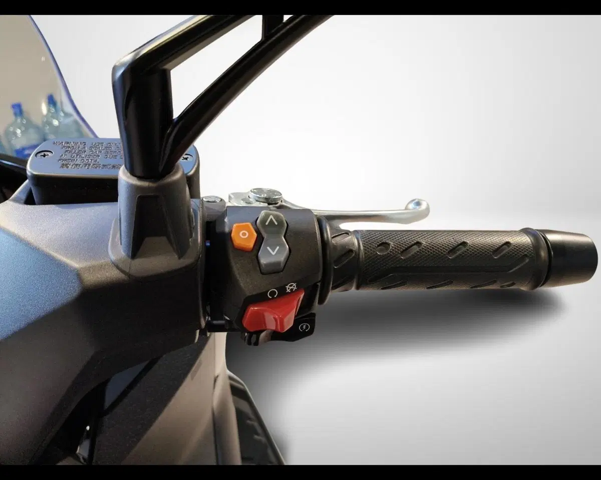 Kymco Downtown 350i GT (2024 - 26) (11)