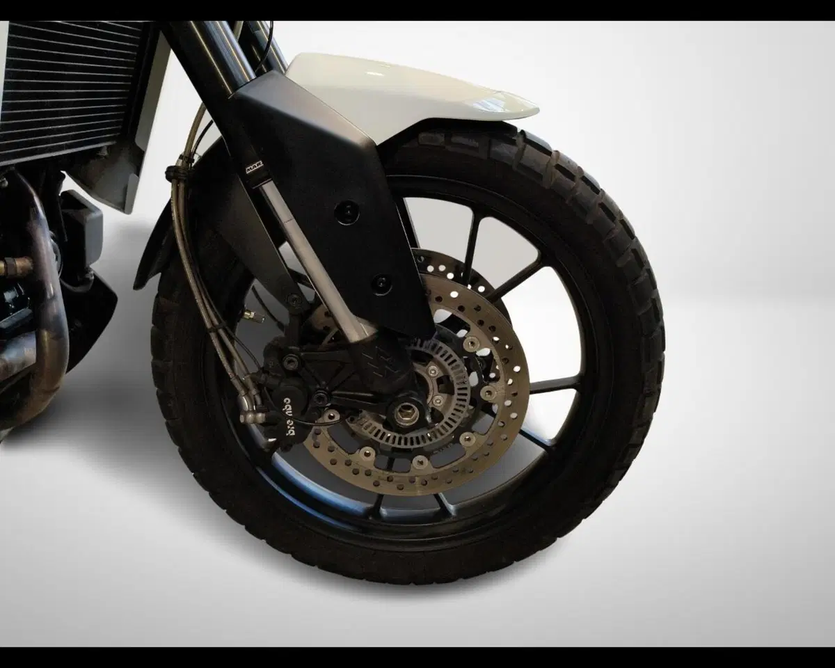 Moto Morini X-Cape 650 Alloy Wheels (2021 - 26) (8)