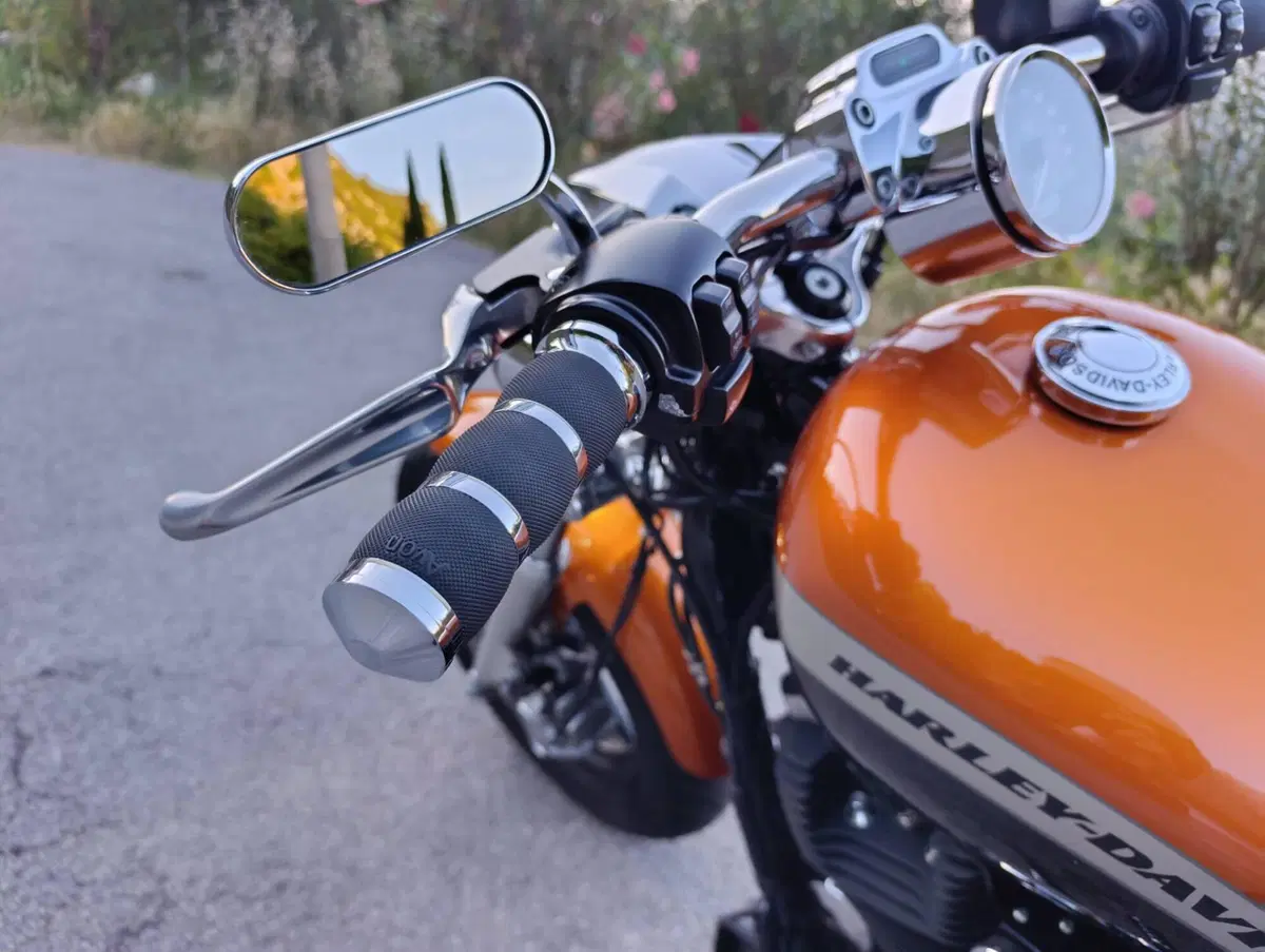 Harley-Davidson 1200 Custom CA (2013 - 17) - XL 1200CA (10)