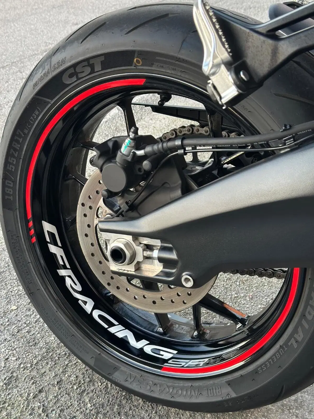 CFMOTO 675SR-R (2025 - 26) (4)