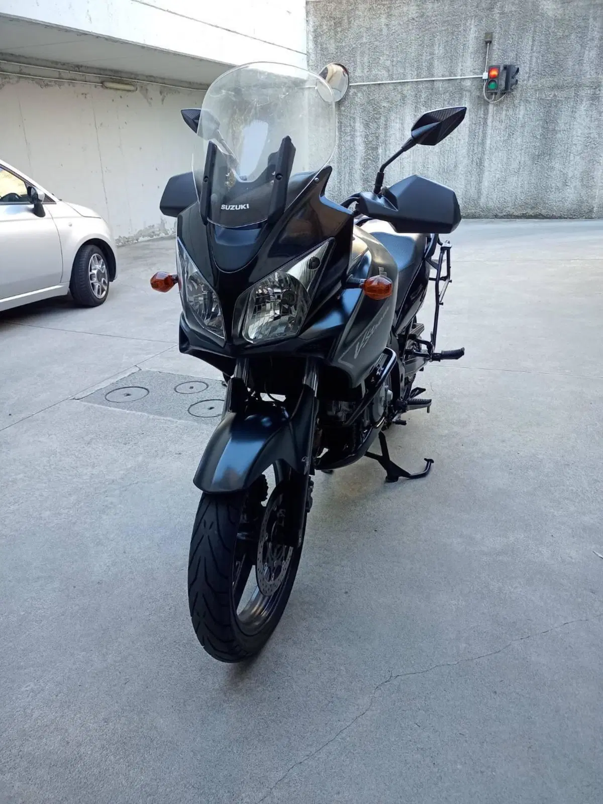 Suzuki V-Strom 650 Traveller (2006 - 11)