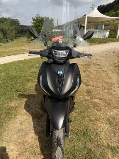 Piaggio Beverly 300 ABS-ASR (2021 - 25) usata
