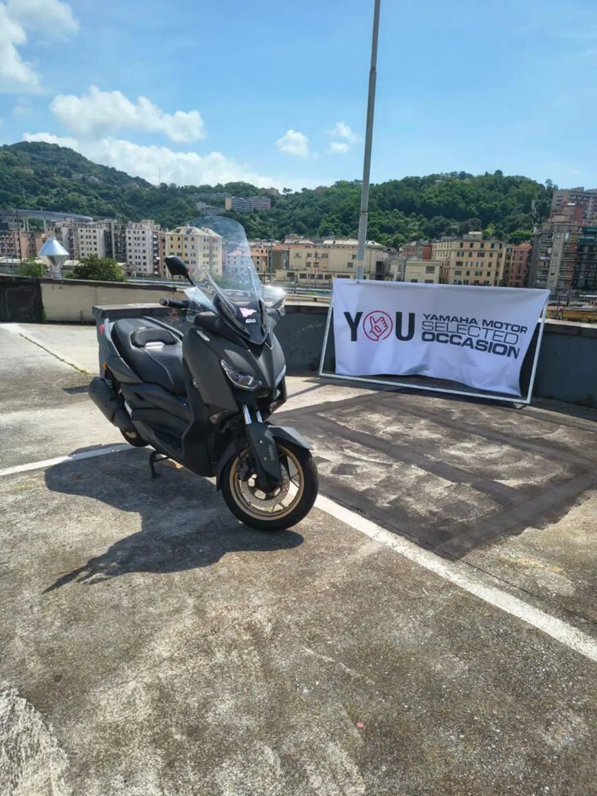 Yamaha X-Max 300 Tech Max (2021 - 24) (2)