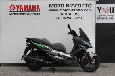 Kawasaki J 300 (2017 - 21) usata