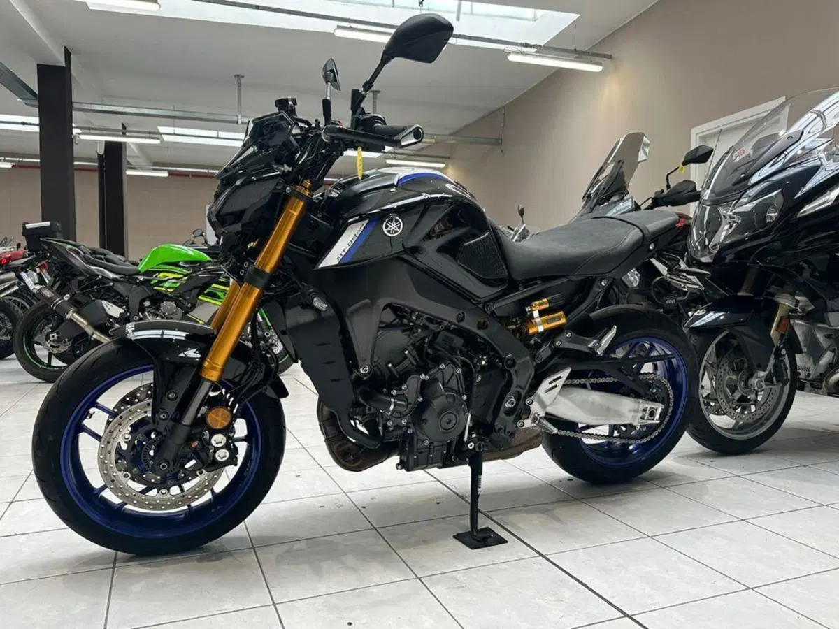 Yamaha MT-09 SP (2021 - 23) (3)