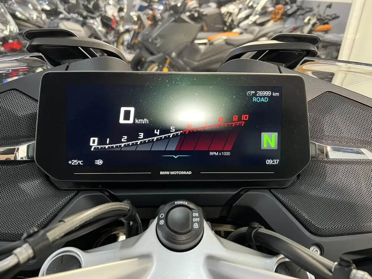 Bmw R 1250 RT (2021 - 25) (8)