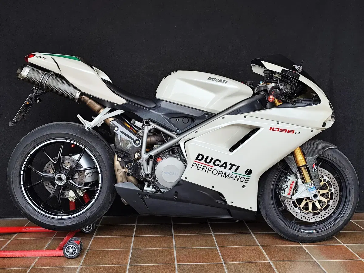 Ducati 848 (2007 - 13)