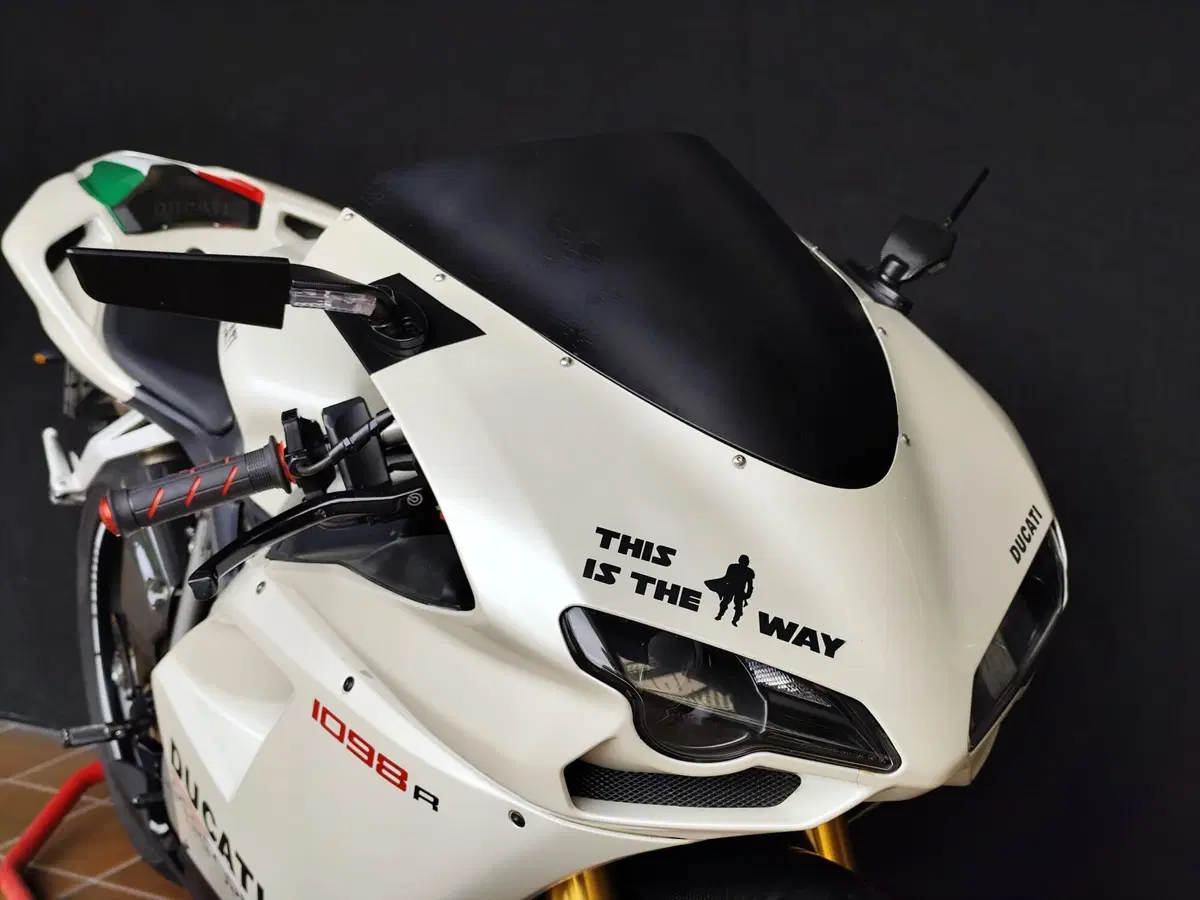 Ducati 848 (2007 - 13) (11)