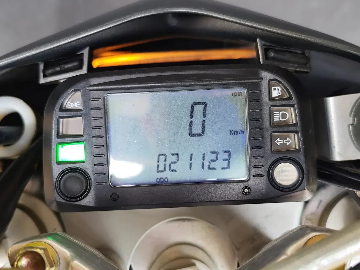 Husqvarna SM 610 (2006) (5)