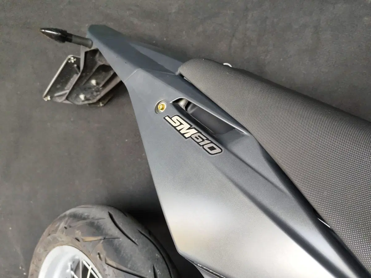 Husqvarna SM 610 (2006) (14)