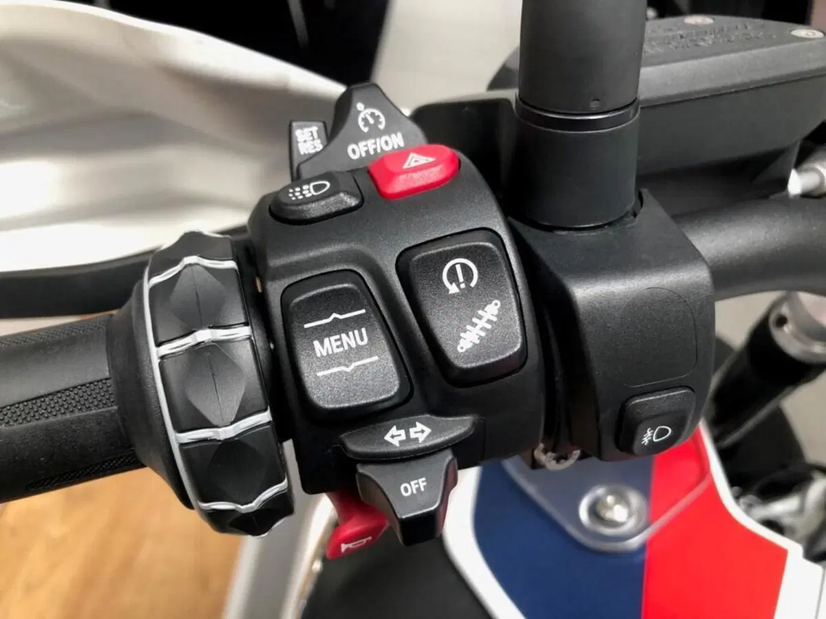 Bmw R 1250 GS Adventure (2021 - 24) (2)
