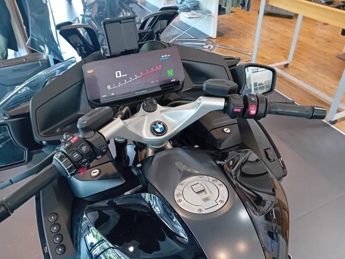 Bmw R 1250 RT (2021 - 25) (7)