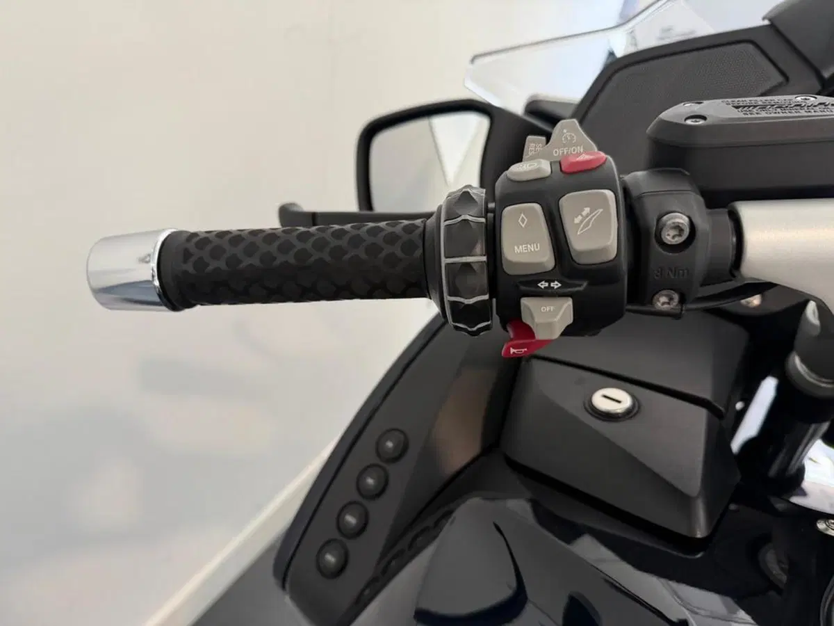 Bmw R 1200 RT (2017 - 18) (8)
