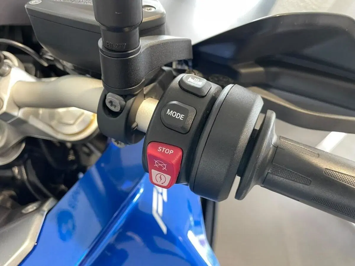 Bmw F 900 XR (2020 - 24) (2)