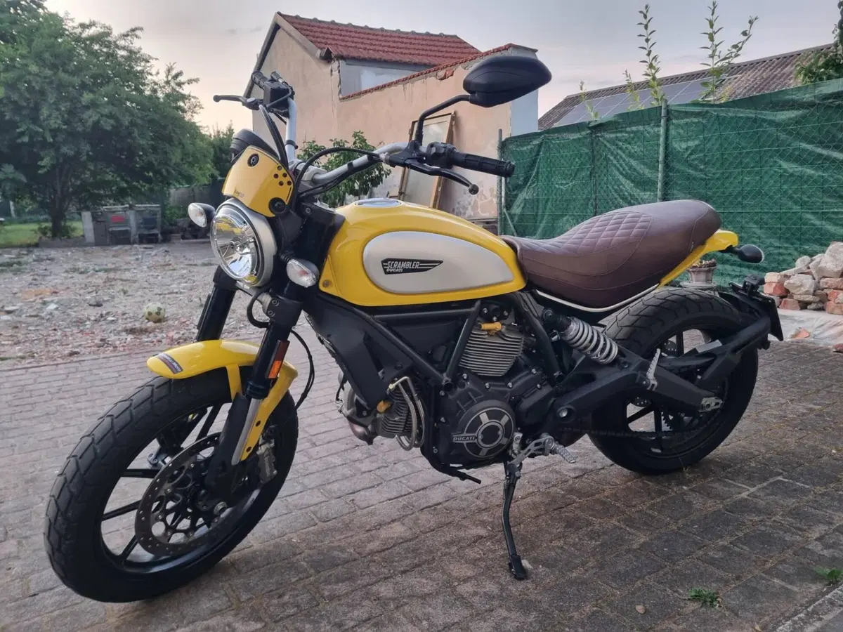 Ducati Scrambler 800 Classic (2015 - 16)