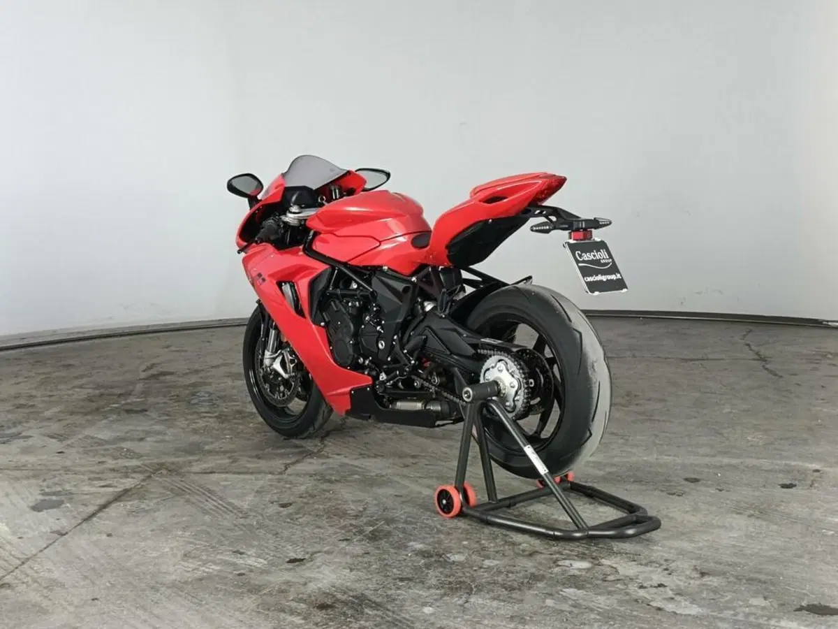 MV Agusta F3 800 Rosso (2021 - 23) (6)