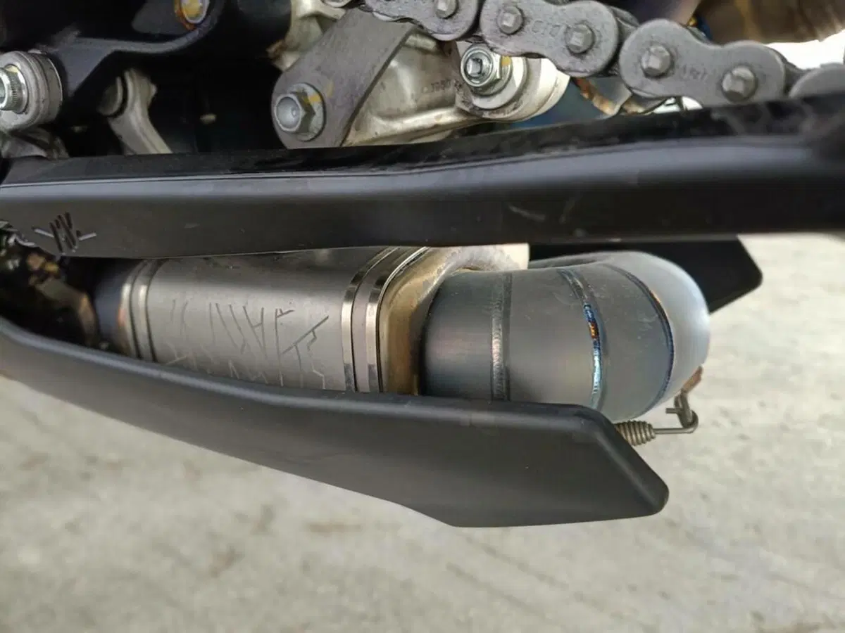MV Agusta F3 800 Rosso (2021 - 23) (11)