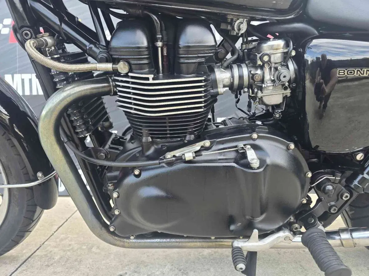 Triumph Bonneville (2007 - 16) (8)