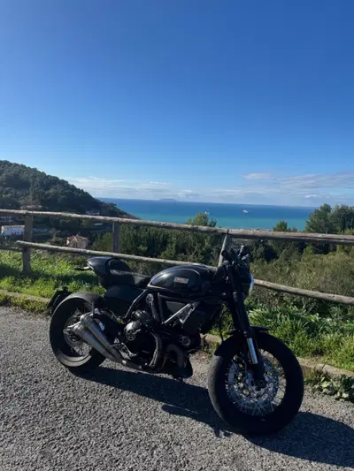 Ducati Scrambler 800 Caf&egrave; Racer (2017 - 21) usata