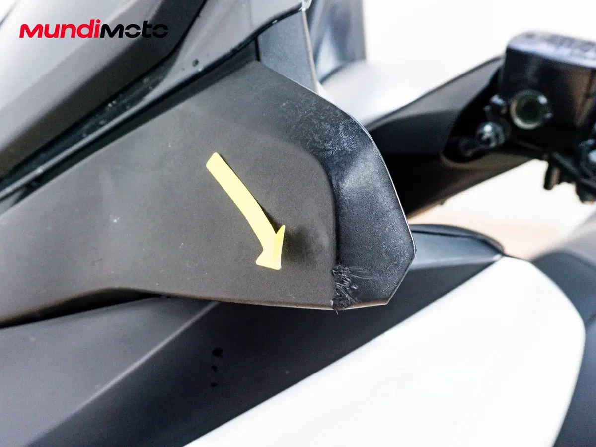 Yamaha X-Max 300 ABS (2017 - 20) (17)