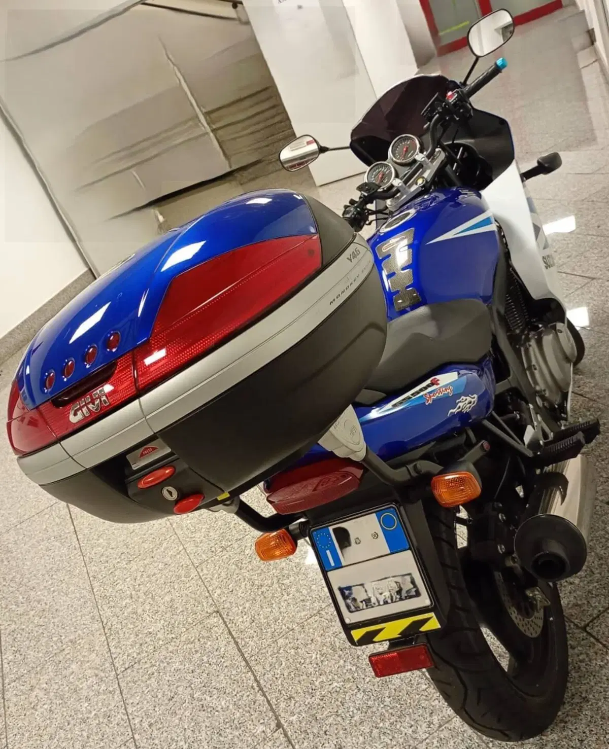 Suzuki GS 500 F (2004 - 06) (2)