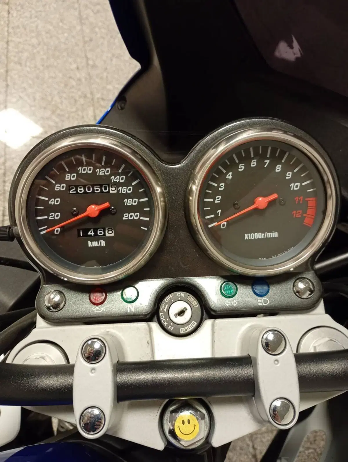 Suzuki GS 500 F (2004 - 06) (3)
