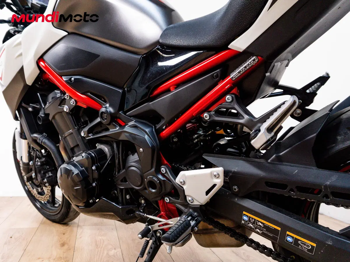 Kawasaki Z 900 (2020) (10)