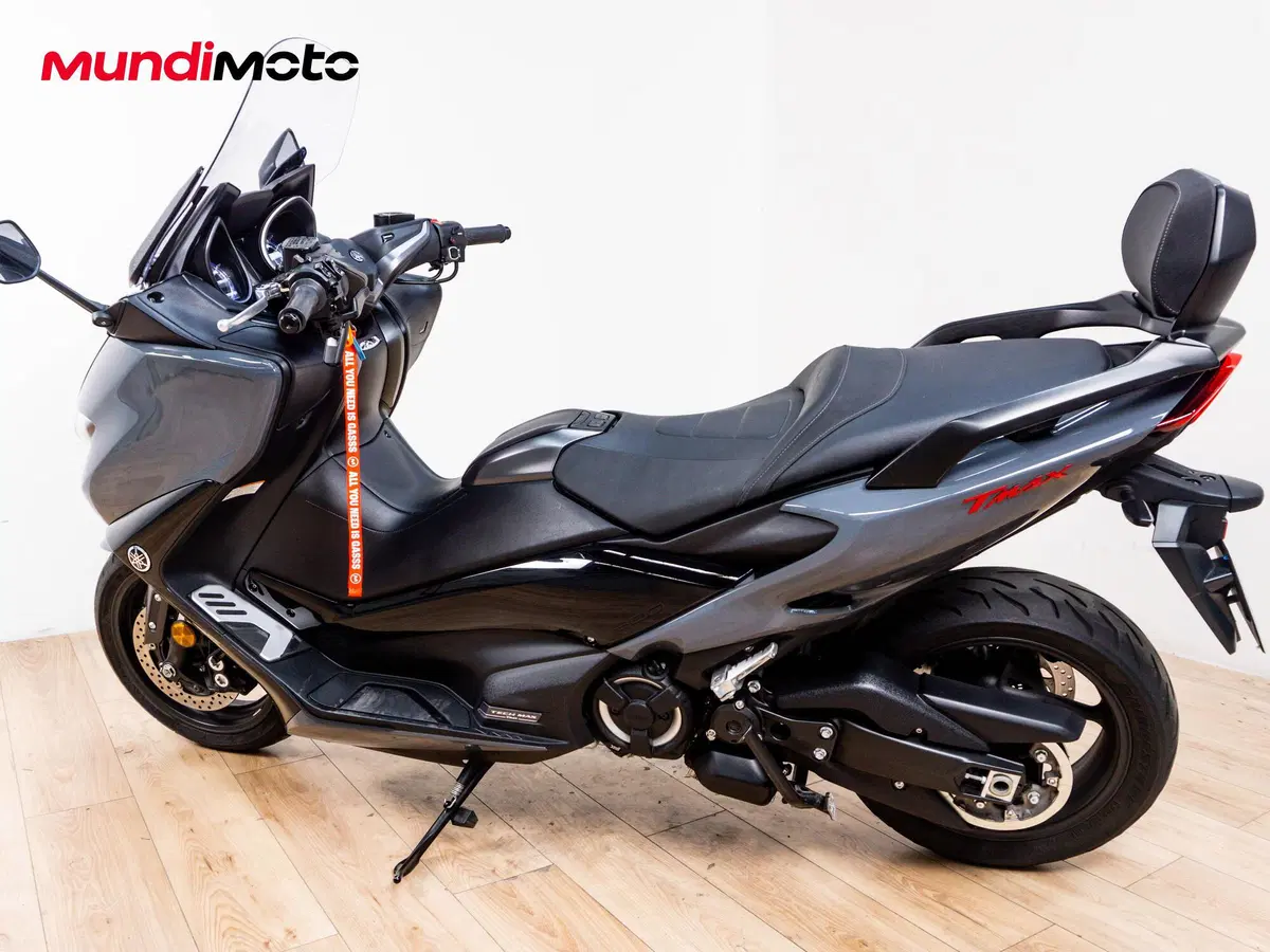 Yamaha T-Max 560 Tech Max (2020) (7)