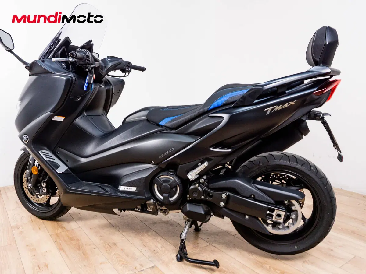Yamaha T-Max 560 (2020 - 21) (7)