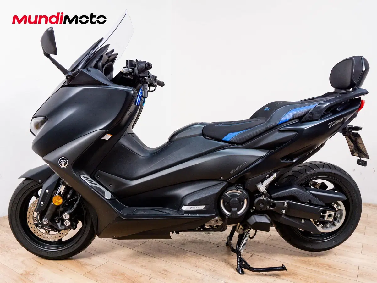 Yamaha T-Max 560 (2020 - 21) (6)