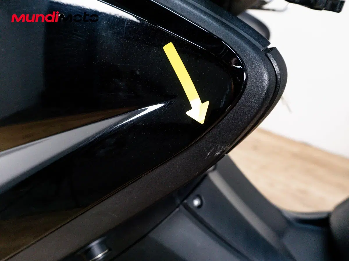 Yamaha T-Max 530 Black Max (2012 - 14) (14)
