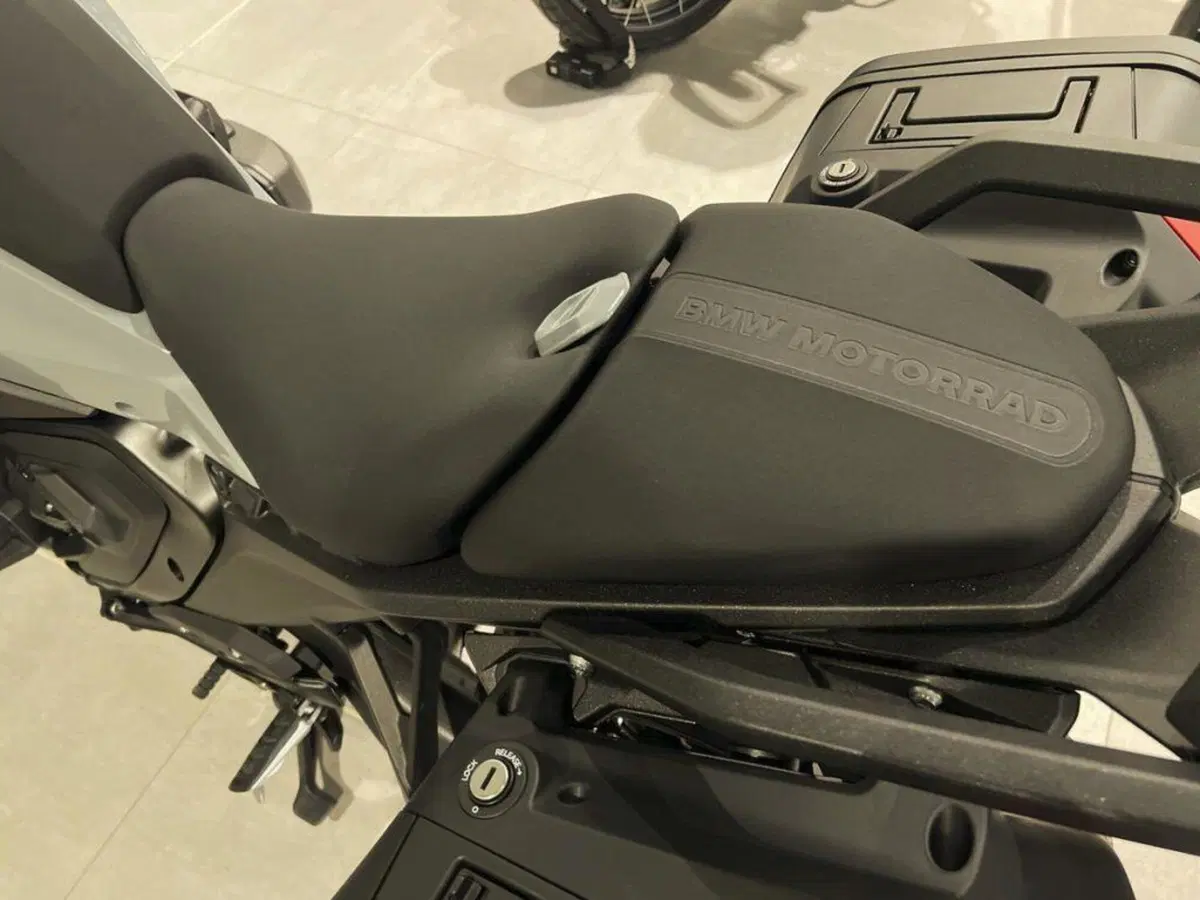 Bmw R 1300 RS (2026) (5)