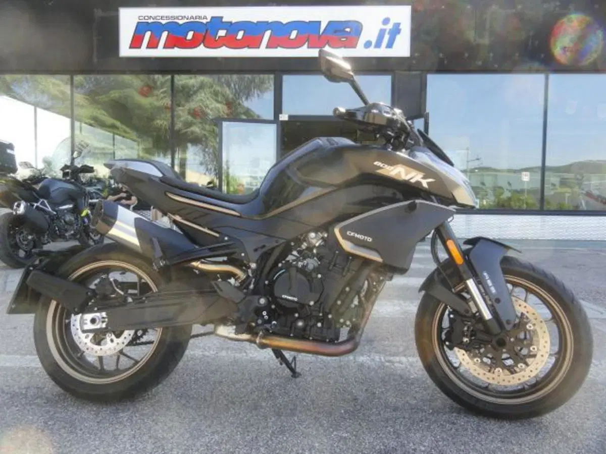 CFMOTO 800NK Sport (2023 - 26)