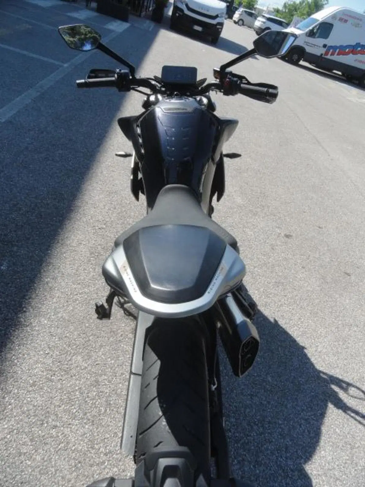 CFMOTO 800NK Sport (2023 - 26) (7)