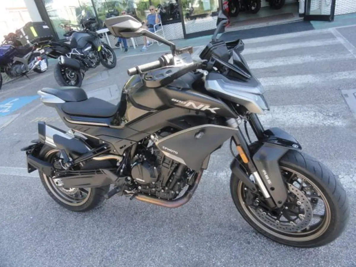 CFMOTO 800NK Sport (2023 - 26) (2)